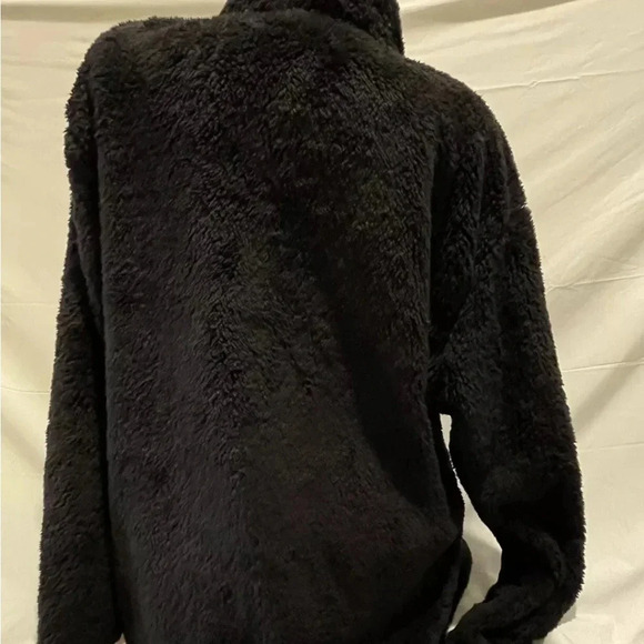 VICTORIA SECRET PINK LIMITED ED FAUX FUR BLACK PULLOVER RARE SOFT COMF size S - Picture 6 of 7